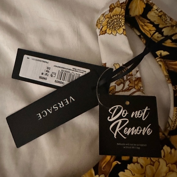 Versace Baroque Printed Cropped Tank Top - Picture 8 of 12